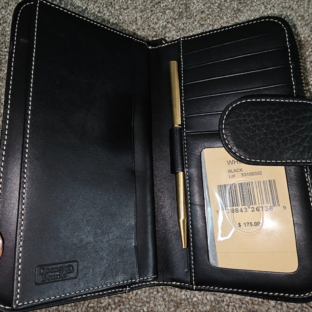 Dooney & Bourke Wallet - Picture 4 of 9